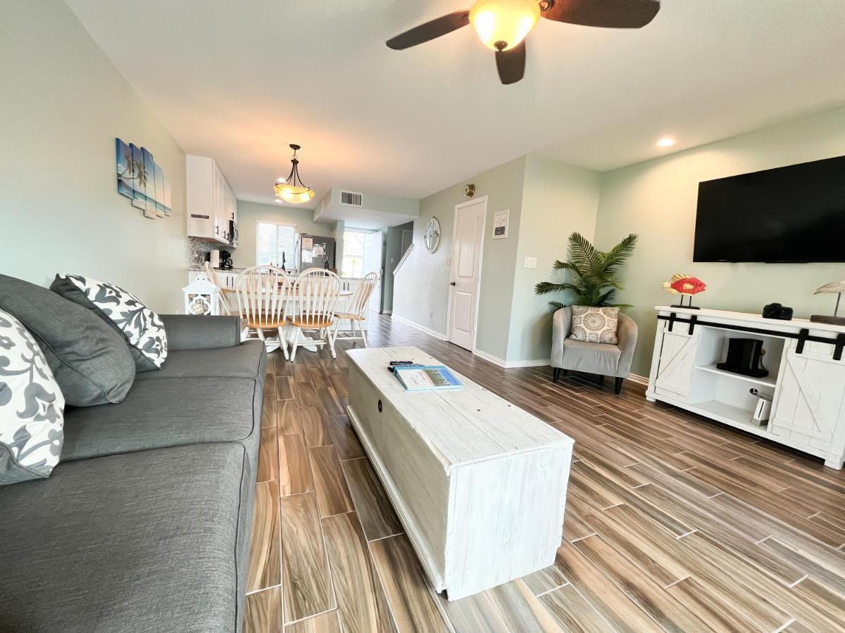 Rockport Waterfront Condo With A View Екстериор снимка