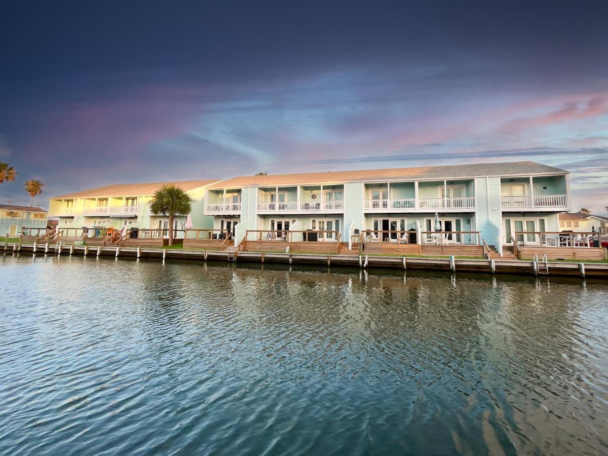 Rockport Waterfront Condo With A View Екстериор снимка