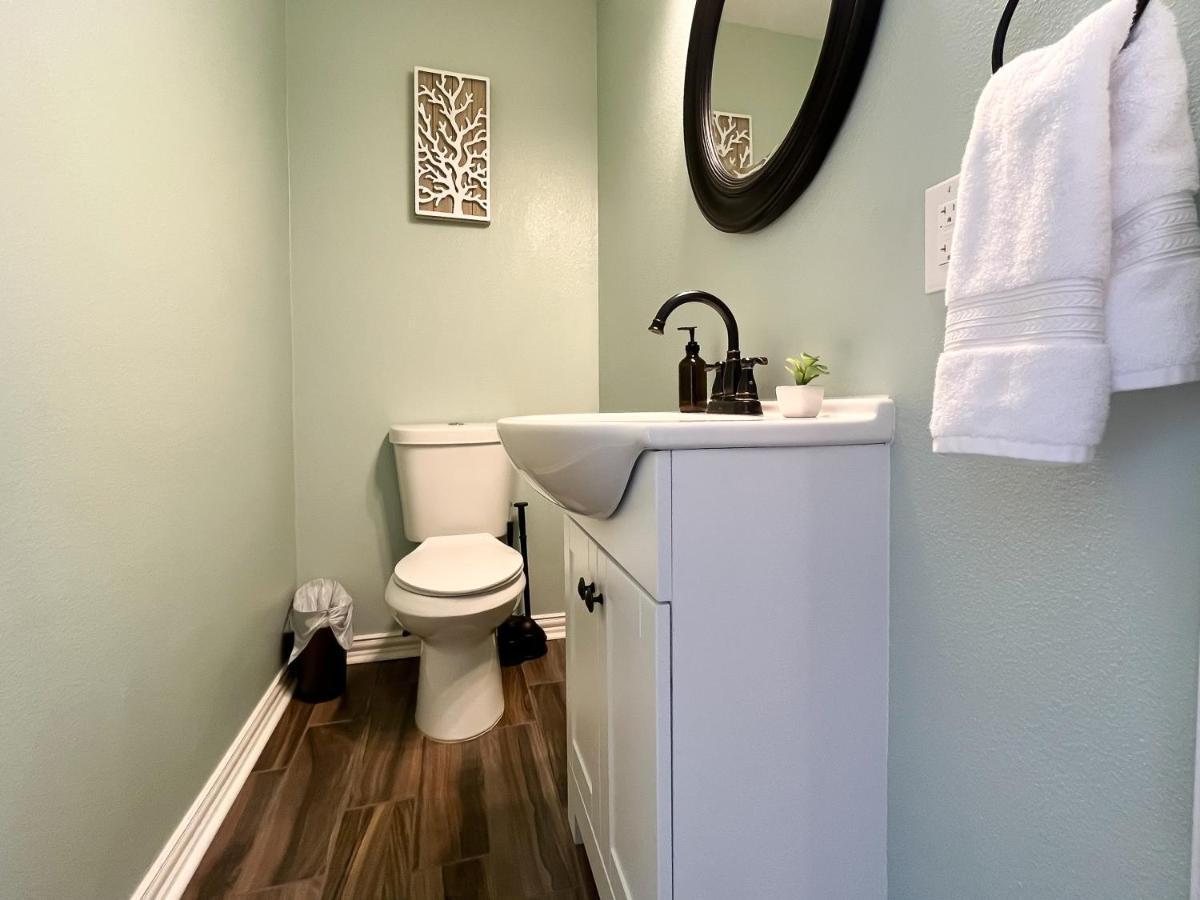 Rockport Waterfront Condo With A View Екстериор снимка