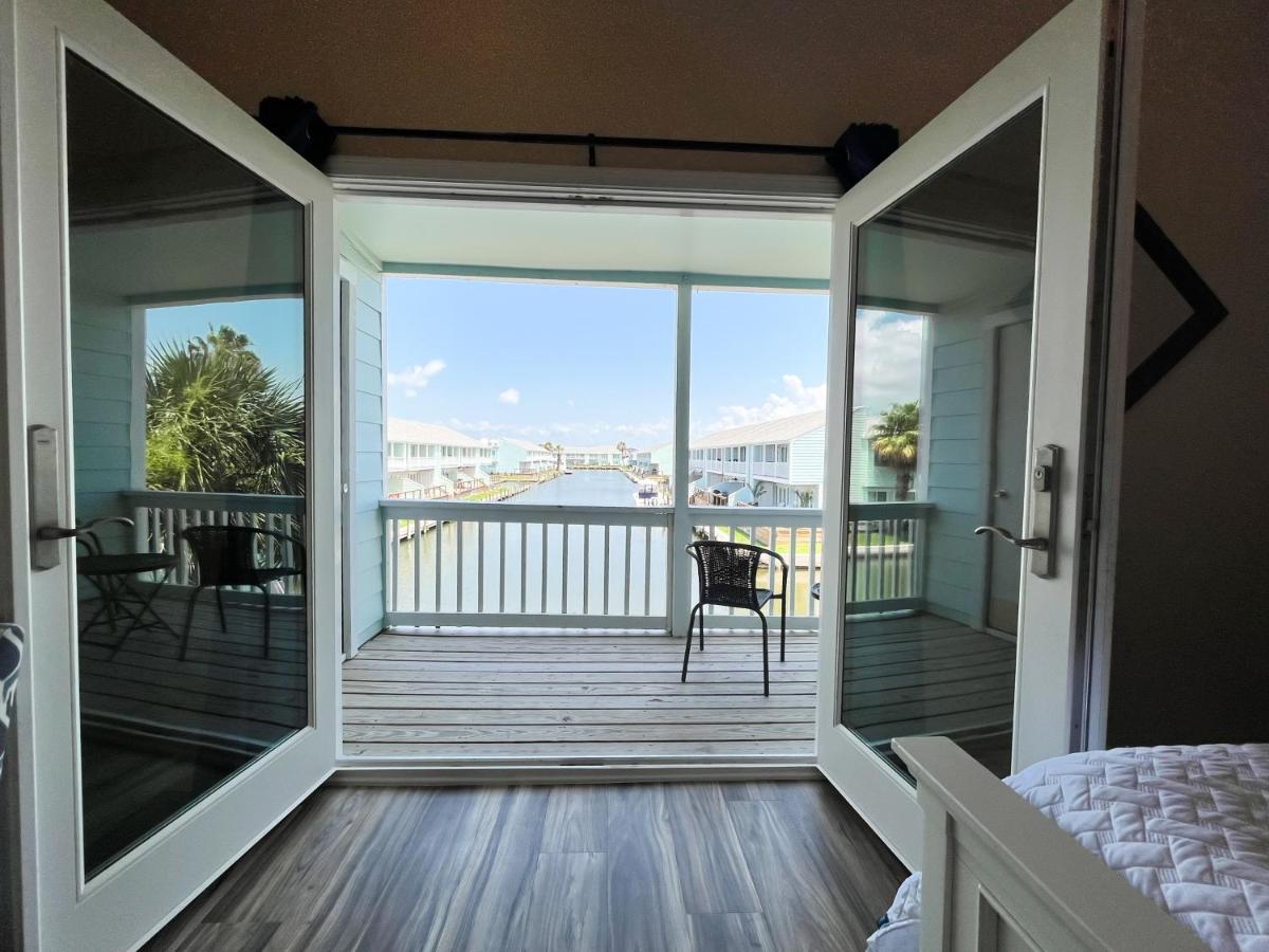 Rockport Waterfront Condo With A View Екстериор снимка