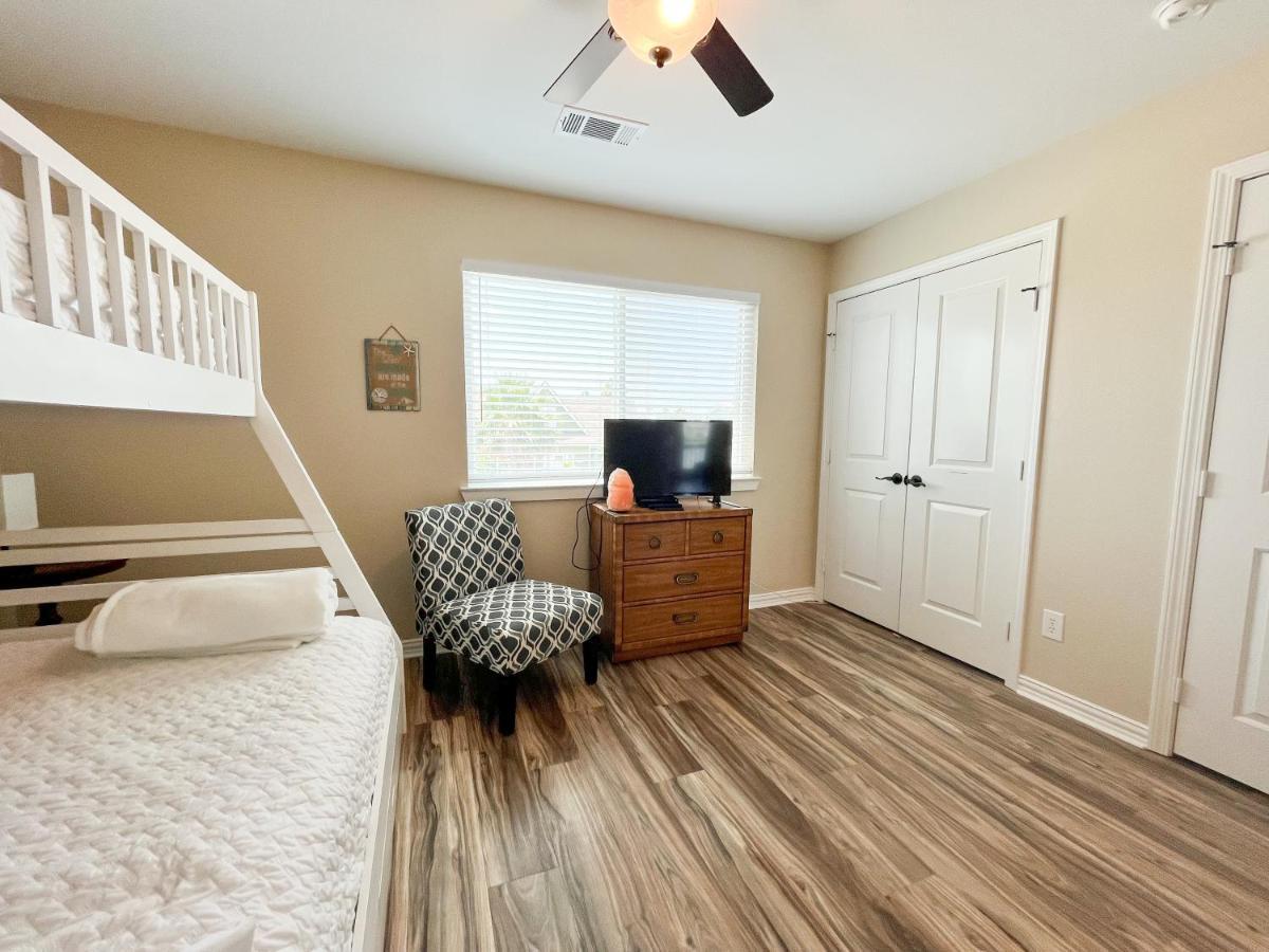 Rockport Waterfront Condo With A View Екстериор снимка